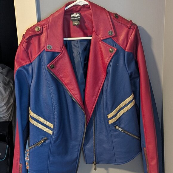 Captain Marvel Her Universe Faux Leather Jacket - Picture 1 of 6